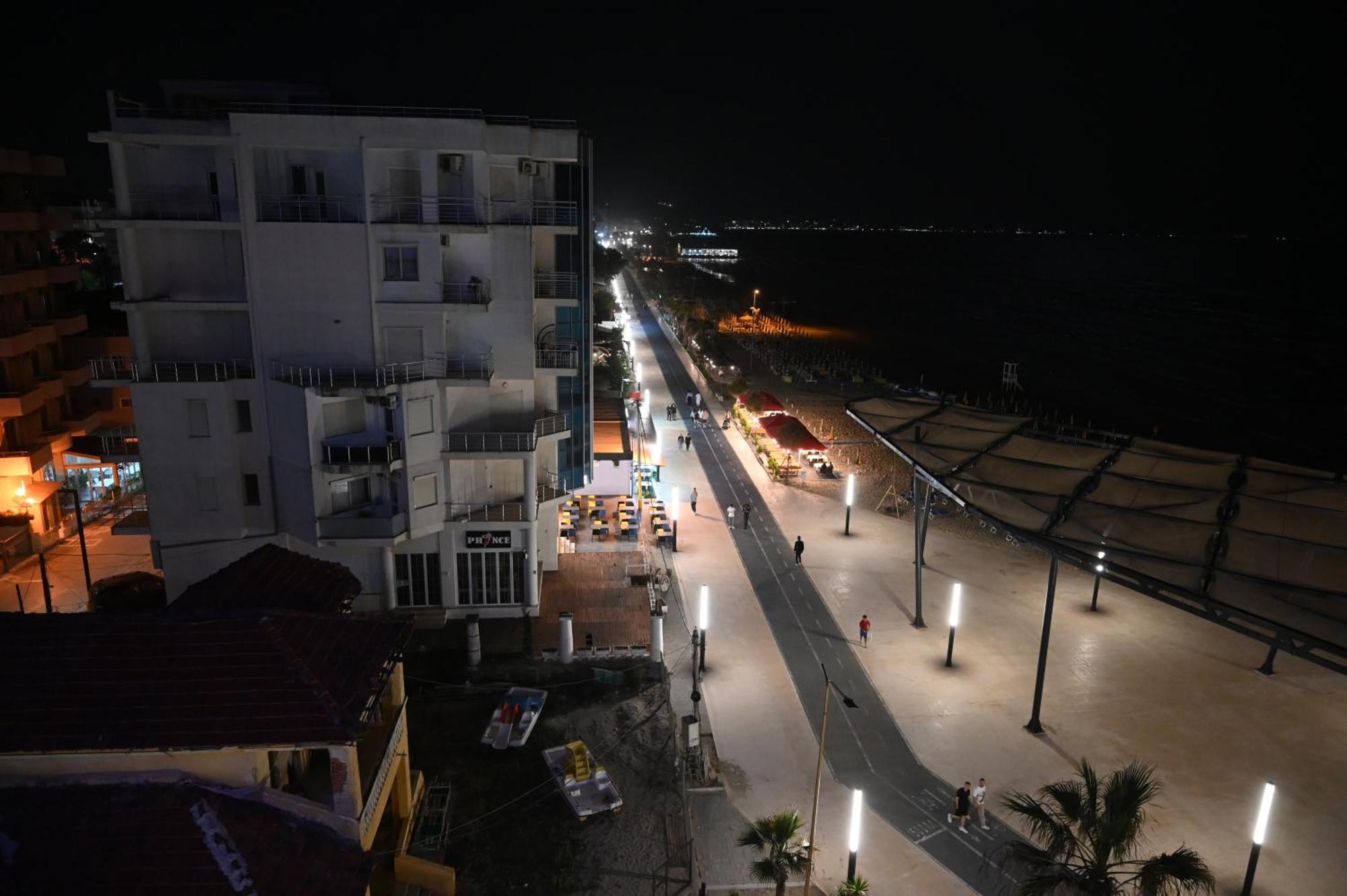 One 4* Durres
