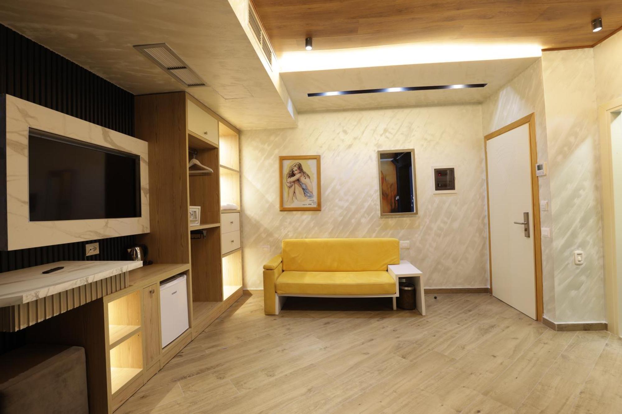 One Hotel 4*