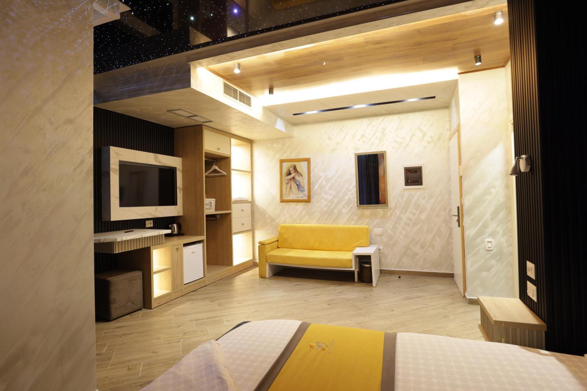One Hotel 4*